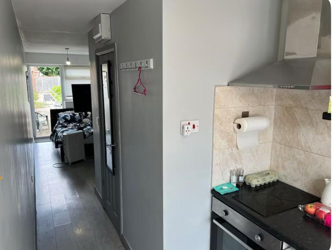 Apartment Feltham